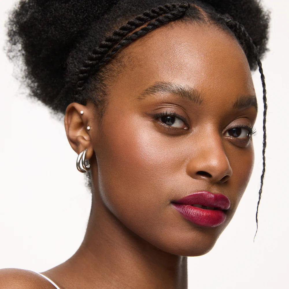 MAGIC LASHES All-Day Lip Stain